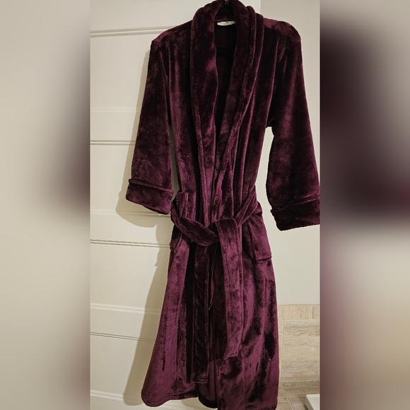 Natori Plush Sherpa Women's Robe sz medium - Picture 1 of 5